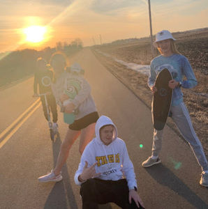 Meet your Posher, Stella